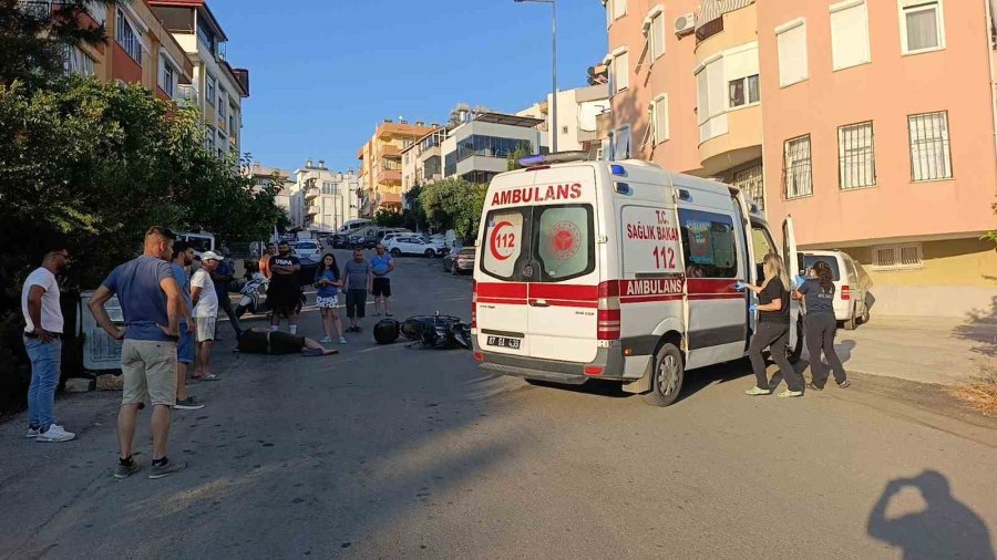 Motosikletiyle Yola Savrulan Sürücü Yaralandı