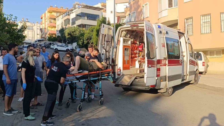 Motosikletiyle Yola Savrulan Sürücü Yaralandı