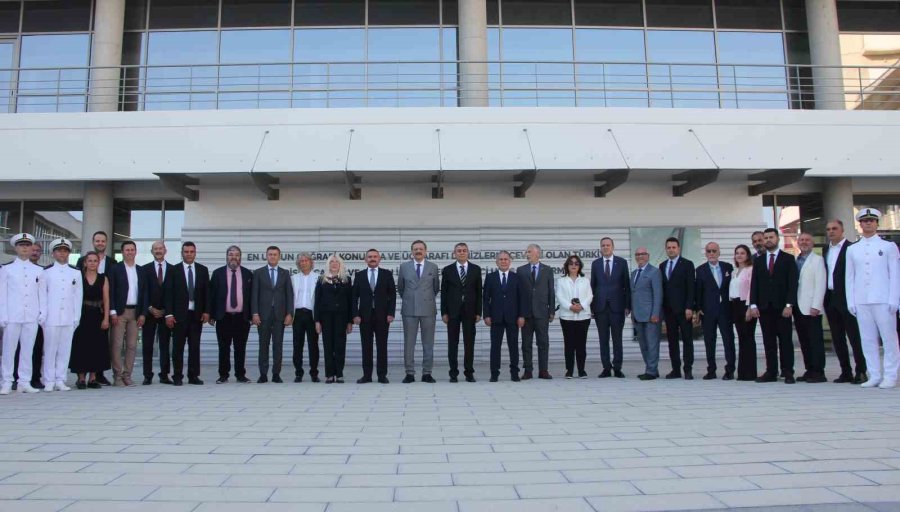 Mersin’de Denizcilik Fakültesi Binası Hizmete Açıldı
