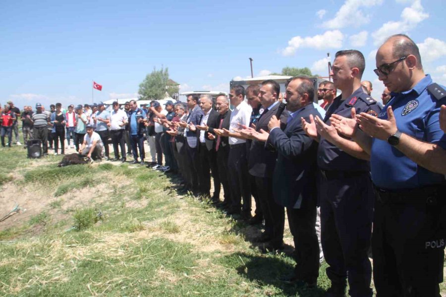 Beyşehir Gölü’nde Balıkçılar Yeni Av Sezonunu "vira Bismillah" Diyerek Açtı