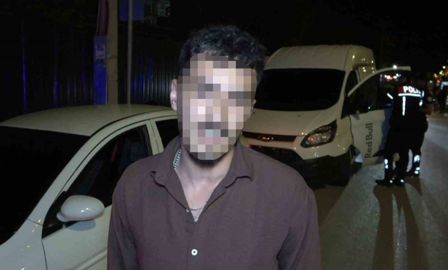 Ceza Yese De Üslubuyla Hem Polisi Hem De Gazetecileri Şaşırttı