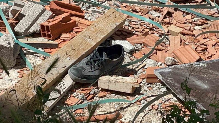 Karaman’da 3’üncü Kattan Düşen Kalıp Ustası Ağır Yaralandı