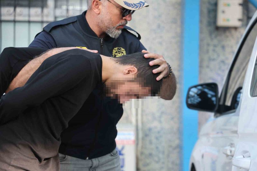 Mit Tarafından Yakalanan Daeş’ın Sözde Sorumlusu Konya’ya Getirildi