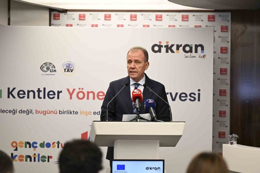 Başkan Seçer: "çağdaş Belediyecilik Anlayışının En Önemli Aktörlerinden Biri Gençlerdir"
