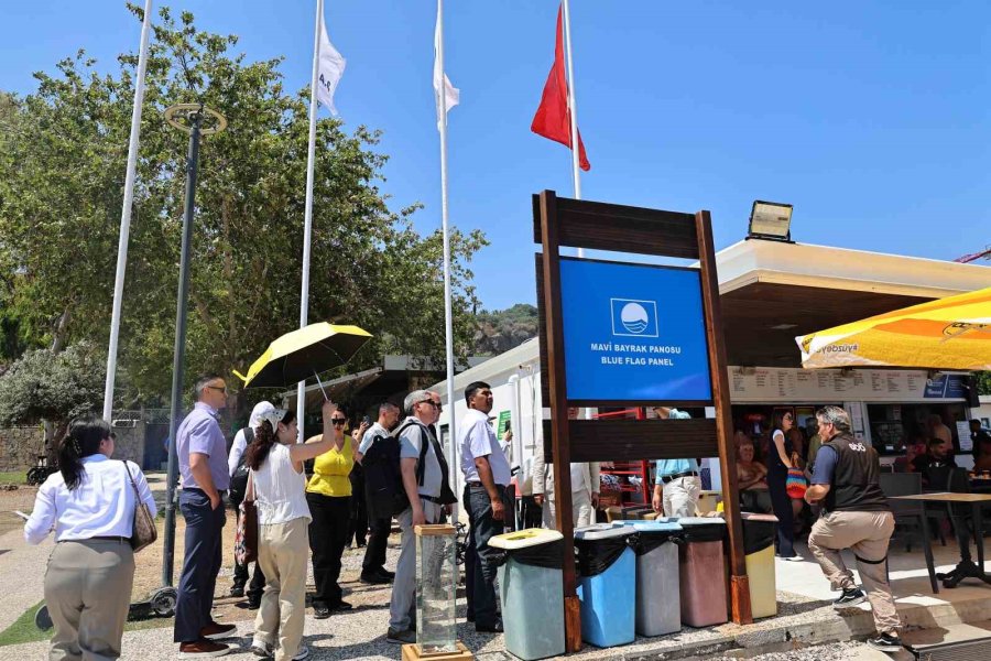 Kırgız Heyet Antalya Büyükşehir Belediyesi’nin Mavi Bayrak Deneyimini İnceledi
