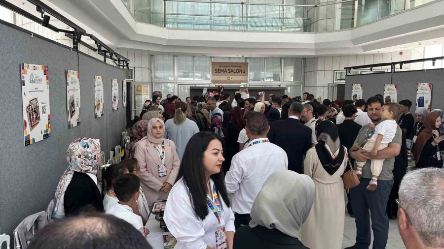 Konya’da "kudüs" Konulu Makale Yarışması Ödül Töreni Ve Genç Kalemler Okul Dergileri Fuarı