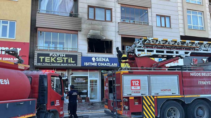 Niğde’de Apartman Dairesinde Yangın