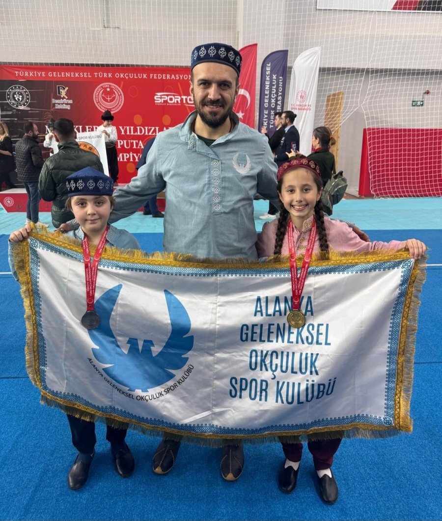 Alanyalı Minik Okçular Türkiye Şampiyonası’ndan Madalyalarla Döndü