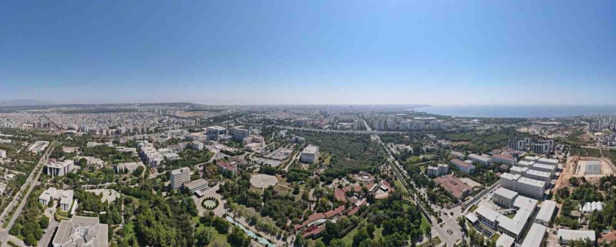 Akdeniz Üniversitesi Dünyanın En İyileri Arasında