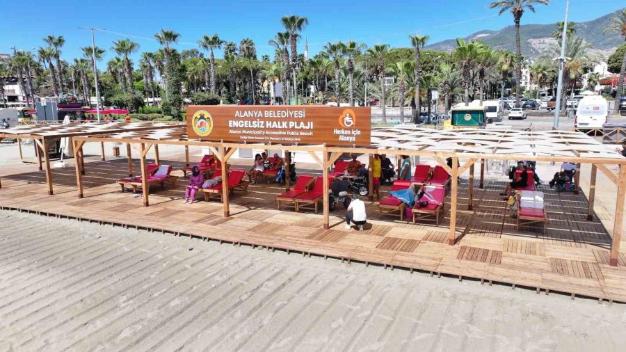 Alanya’da Vatandaşların Gözdesi Halk Plajları