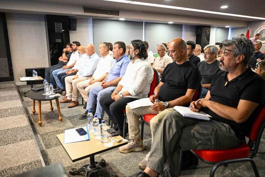 Sektör Temsilcilerine B-reçete Sistemi Anlatıldı