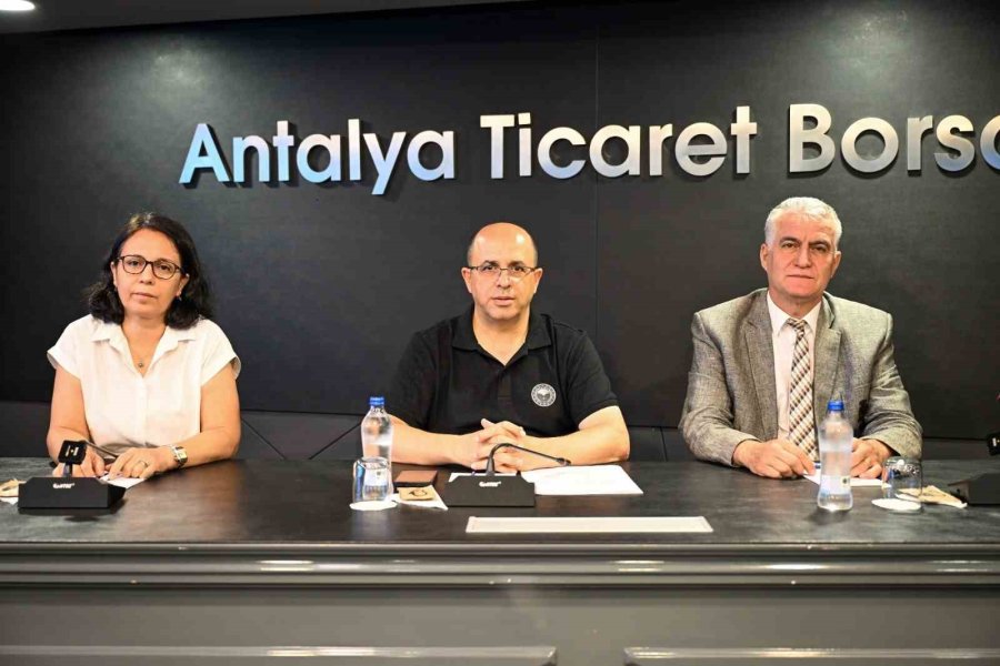 Sektör Temsilcilerine B-reçete Sistemi Anlatıldı