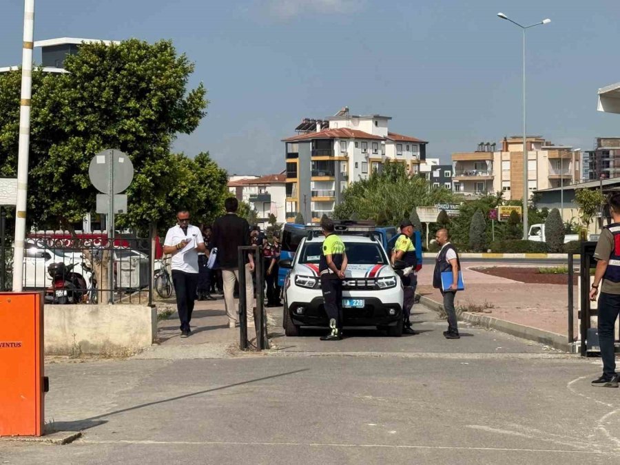 Serik’te Uyuşturucu Operasyonu: 9 Gözaltı