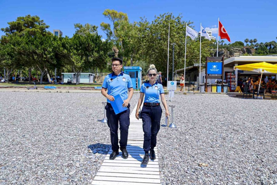Büyükşehir Zabıtasından ’dumansız Plaj’ Uygulaması Denetimi