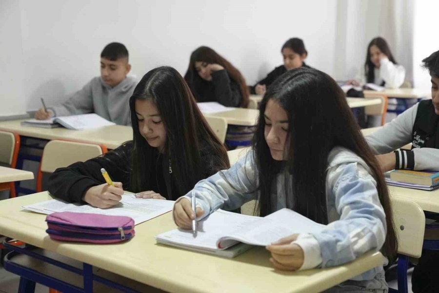 Mersin’de Ücretsiz Lgs Ve Yks Kursları İçin Ön Kayıtlar Sürüyor