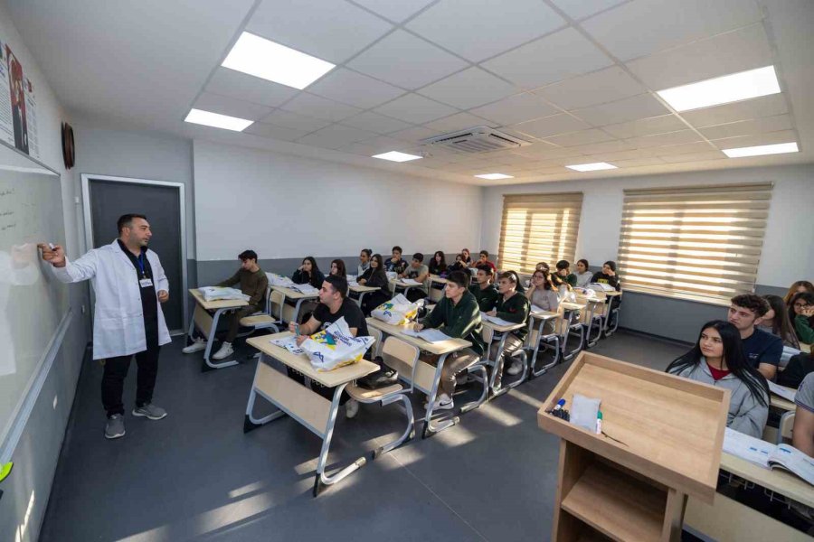 Mersin’de Ücretsiz Lgs Ve Yks Kursları İçin Ön Kayıtlar Sürüyor