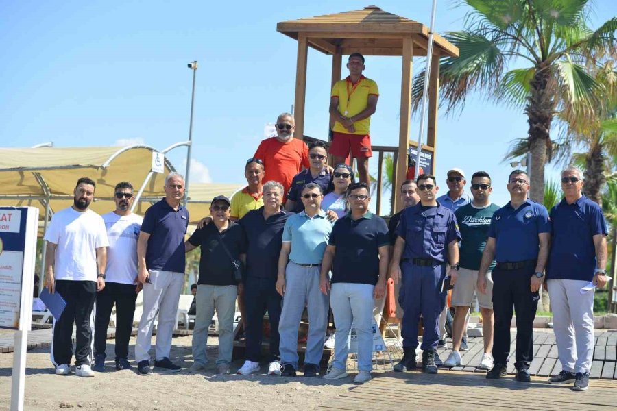 Kumluca’da Yüzme Alanlarında Denetim