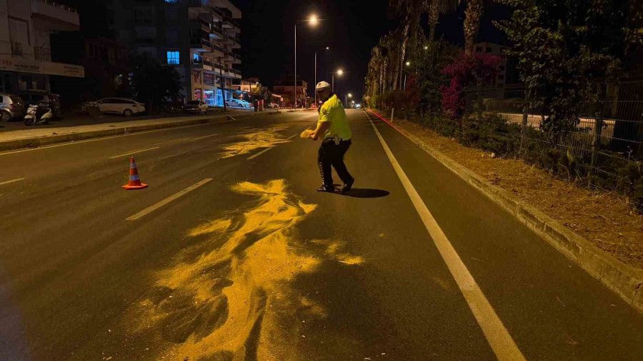 Trafik Polisinden Örnek Davranış