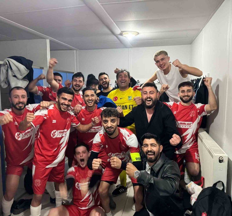 Major 1. Lig’de Mücadele Eden Niğde Temsilcisi Ovalıbağ Fk, Şampiyonluk Yolunda İlerliyor
