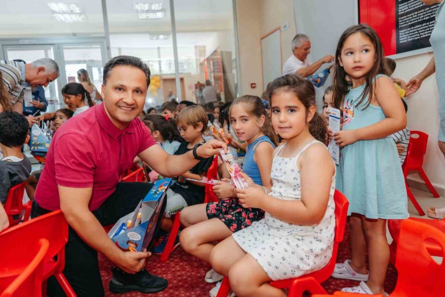 Alanya Belediyesi 88 Okulda 4 Bin 850 Öğrenciye Hijyen Ve Çevre Eğitimi Verdi