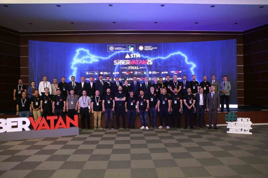 "siber Vatan" Final Yarışmasında Batı Akdeniz Ekibi Şampiyon Oldu