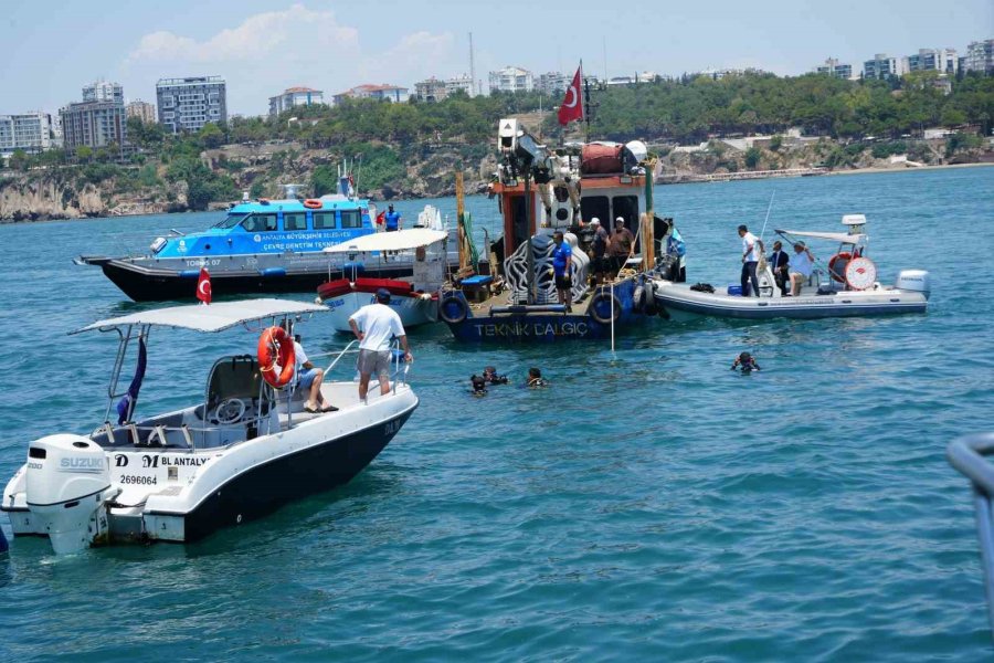 Antalya’da 3d Yazıcıyla Üretilen Yapay Resifler Denizle Buluştu