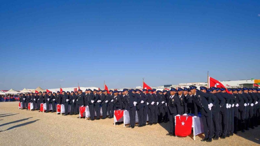 Karaman Pomem’de 409 Polis Adayı Mezun Oldu