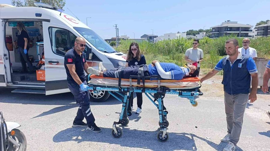 Kaza Yapan Mesai Arkadaşlarını Güneşten Korumaya Çalıştılar