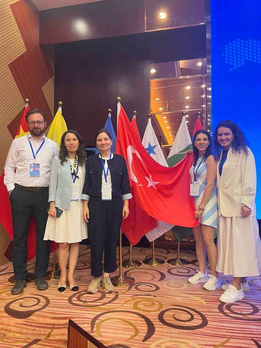 Antalya Büyükşehir Belediyesi Çin’de Seminere Katıldı
