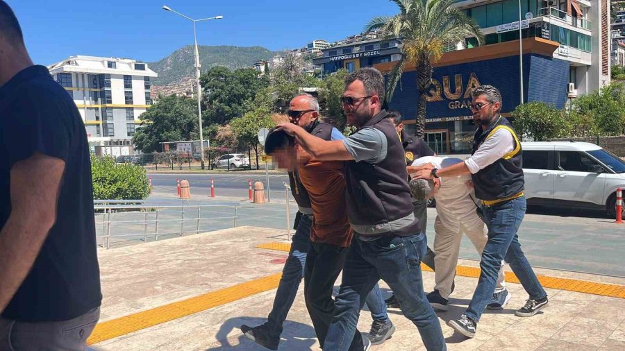 Alanya’da Tartışma Cinayetle Bitti: 1 Ölü, 3 Şüpheli Adliyeye Sevk Edildi