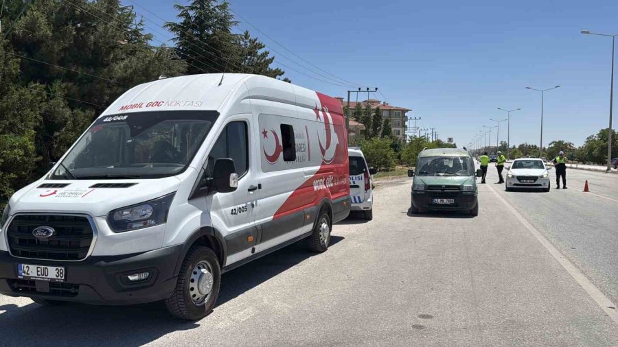 Konya - Ankara Kara Yolunda Nato Zirvesi Denetimleri