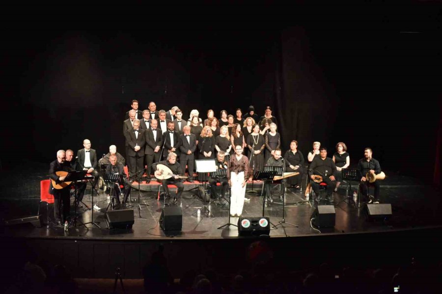 Kepez’de Türk Sanat Müziği Rüzgârı Esti