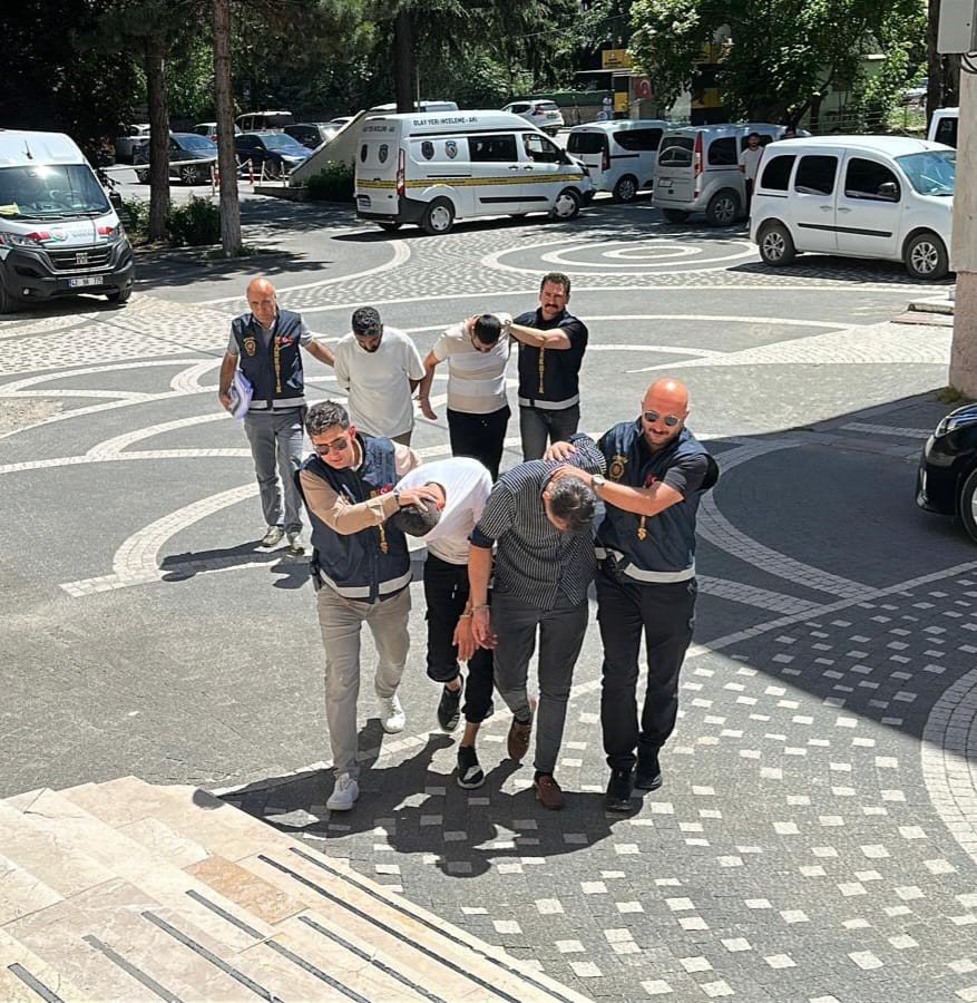 Akşehir’de Uyuşturucu Operasyonu: 4 Tutuklama