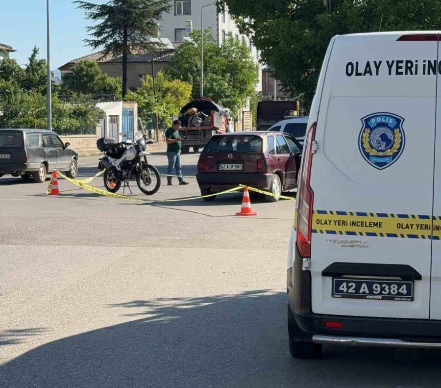 Kazada Yaralanan Öğretmen Hayatını Kaybetti
