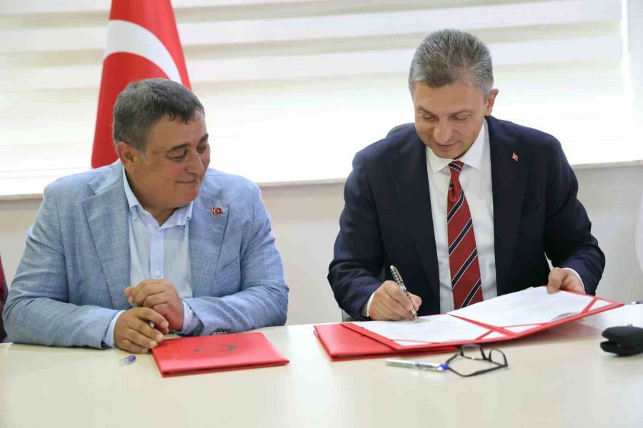 Aksu’da Cihadiye Mahallesi’ne 9 Hekim Kapasiteli Aile Sağlığı Merkezi Yapılacak