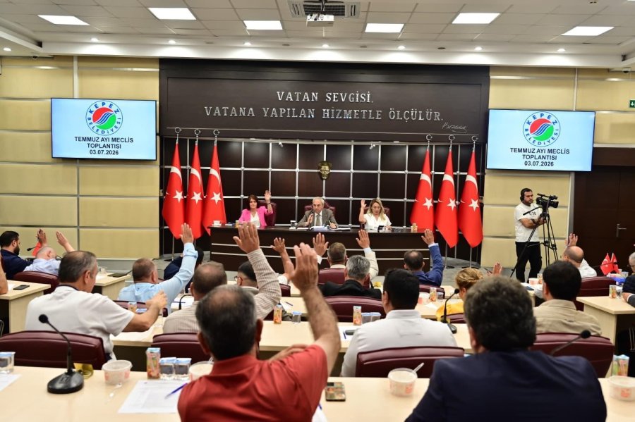 Kepez Belediye Başkanı Kocagöz’den Çalışanlara Bayram İkramiyesi Müjdesi