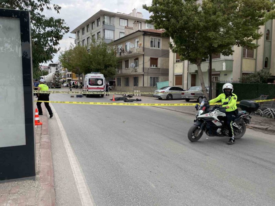 Beton Mikserinin Çarptığı Elektrikli Bisikletin Sürücüsü Öldü