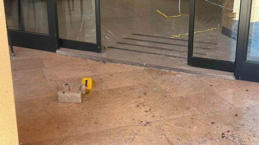 Karaman’da Pes Dedirten Hırsızlık: Camı Kırarak İçeri Giren Hırsız Dmd Hastası Çocuğun Yardım Kumbarasındaki Paraları Çaldı