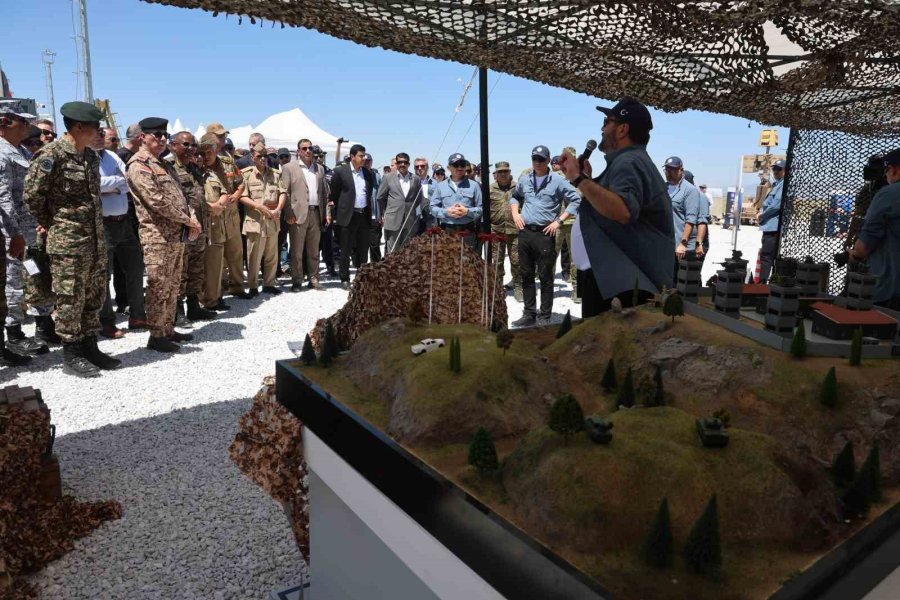 24 Ülkenin Askeri Yetkilileri Canlı İzledi: Tolga, Kamikaze İha Ve Dron Saldırılarını Başarıyla Durdurdu