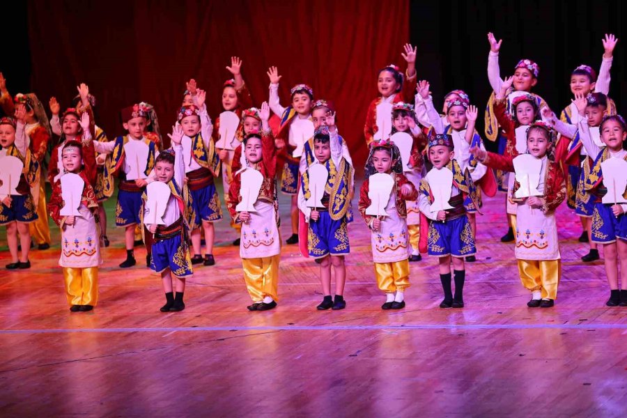 Büyükşehir Kreşlerinde Mezuniyet Coşkusu