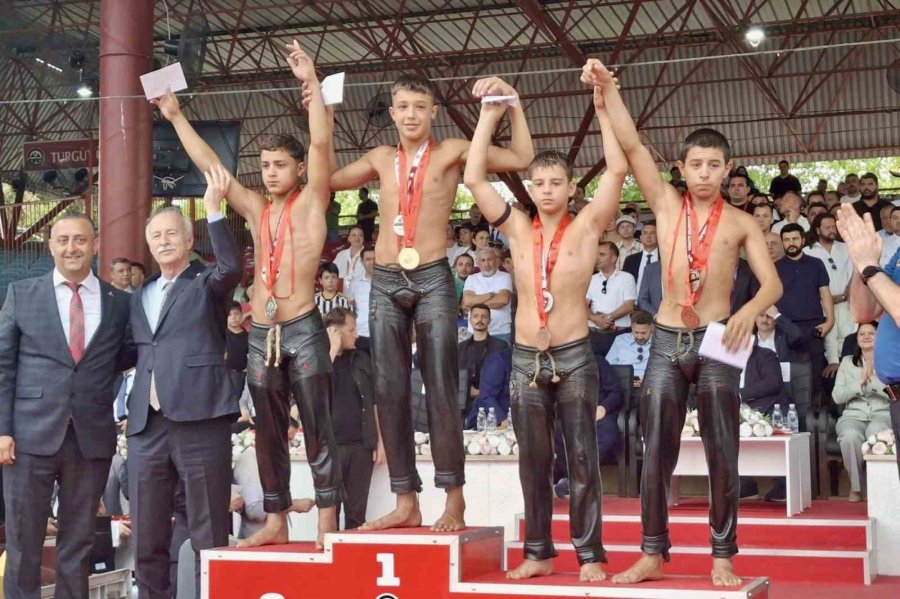 Kırkpınar’dan Manavgat’a Çifte Gurur