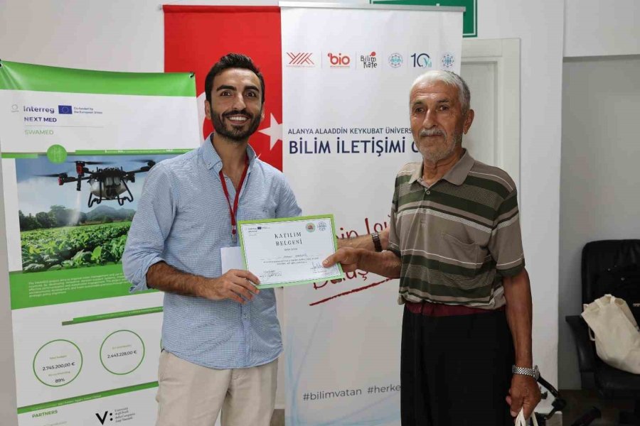 Alanyalı Çiftçilere Tarımın Geleceği Anlatıldı