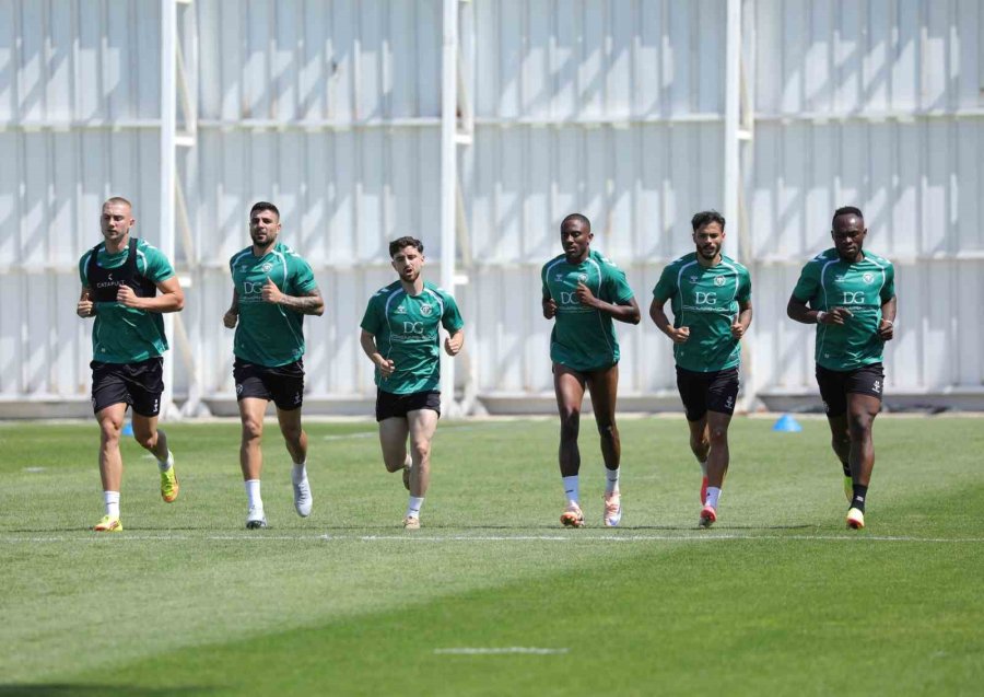 Konyaspor, Yeni Sezon Hazırlıklarına Devam Ediyor