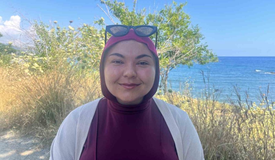 Antalya’daki Zincirleme Kapkaç Ve Gasp Olayında Marketteki Kasiyer Yaşadığı Şoku Anlattı