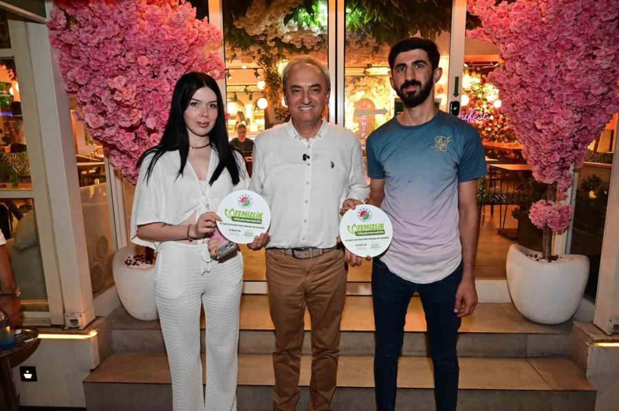 Kocagöz, "temizlik Kirletmemektir" Kampanyasını Kültür Kafeler Caddesi Esnafına Tanıttı