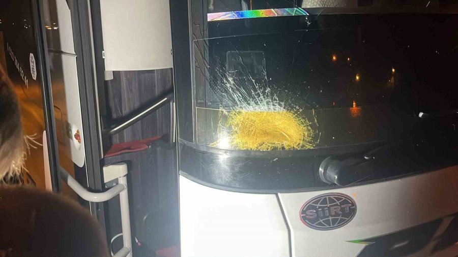 Alanya’da Yolun Karşısına Geçerken Yolcu Otobüsünün Çarptığı Yaşlı Adam Hayatını Kaybetti