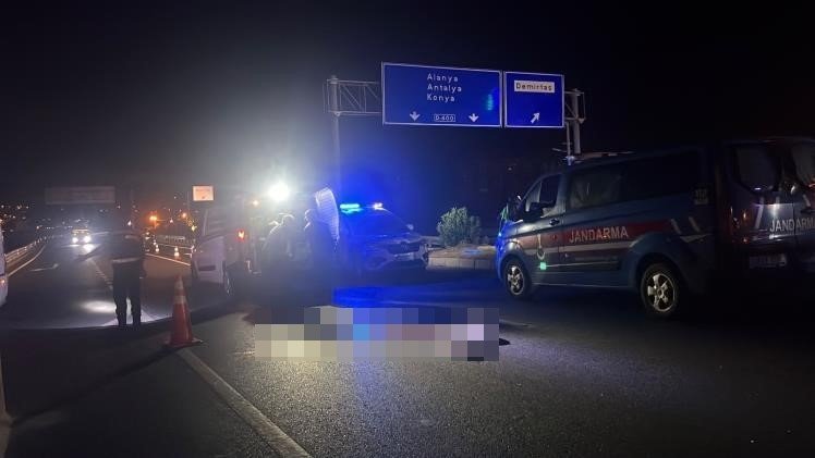 Alanya’da Yolun Karşısına Geçerken Yolcu Otobüsünün Çarptığı Yaşlı Adam Hayatını Kaybetti