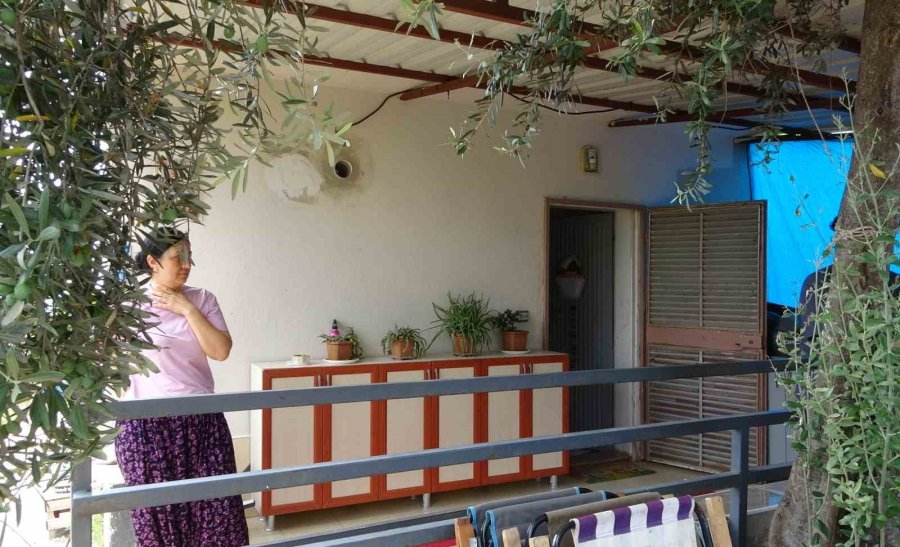 Tapu Davasını Kaybeden Aile İkinci Kez Yıkıldı: Dubleks Evlerine 260 Bin Tl Değer Biçilip 103 Bin Tl’ye İndirildi