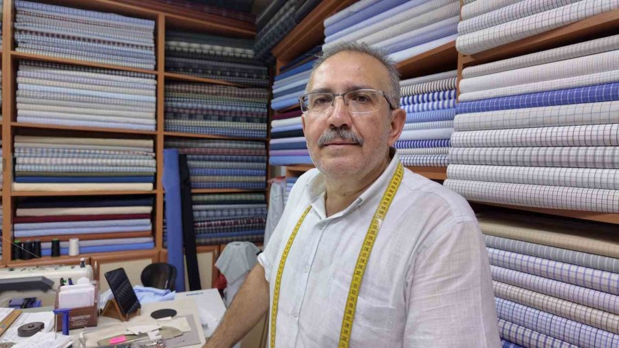 Konya’da Üç Kuşaktır Desen Desen Gömlek Dikiyorlar