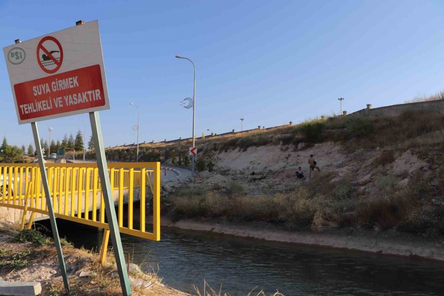 Kanalda Akıntıya Kapılan 2 Çocuğu İtfaiye Ve Afad Kurtardı